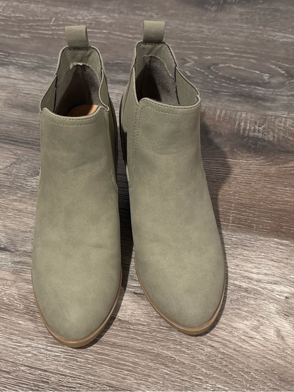 Dolce Vita Suede Chelsea Boots Olive Green Size 6.5 - Picture 6 of 6